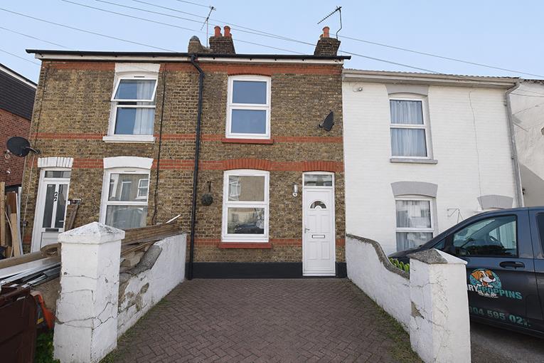 Queens Road, Chatham